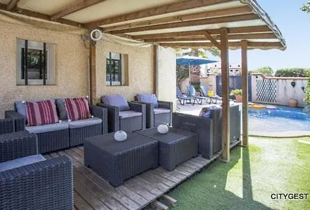 Superbe T5 Avec Piscine Privee Proche Et Commerces Climatisation Et Wifi Villa Sainte-Marie-Plage